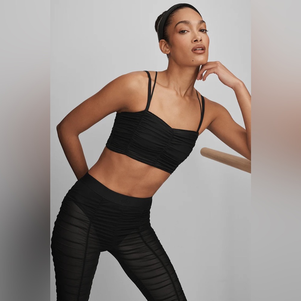 ALO YOGA | ✨NEW✨ Airlift Mesh Cherish Bra in Black